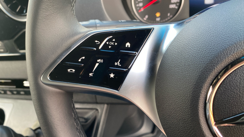 Mercedes-Benz Sprinter 315Cdi L2 Diesel Rwd 3.5t H2 Select Van